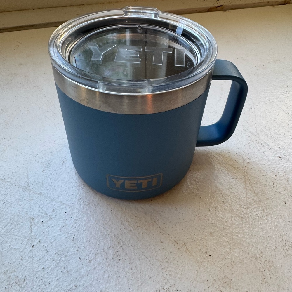 YETI Blue Stainless Steel Mug with Clear Lid